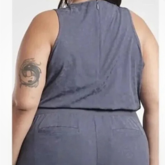 Athleta Leopard Midieval Violet Brooklyn Textured Jumpsuit Sz 26  NWOT - Picture 4 of 11